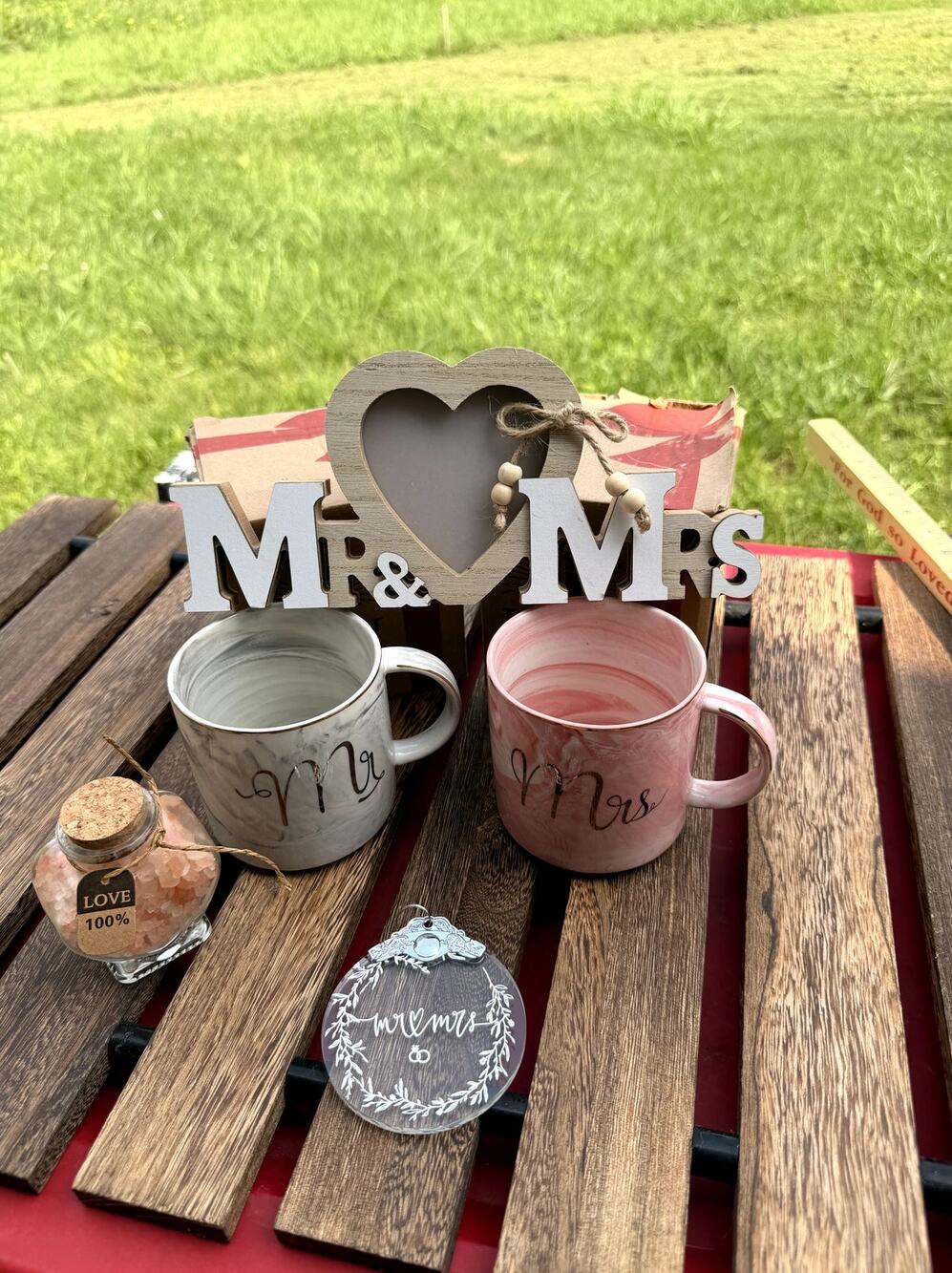 Wedding Gift 5 Items Mr Mrs Mugs Frames Heart Bath Salts Ornament